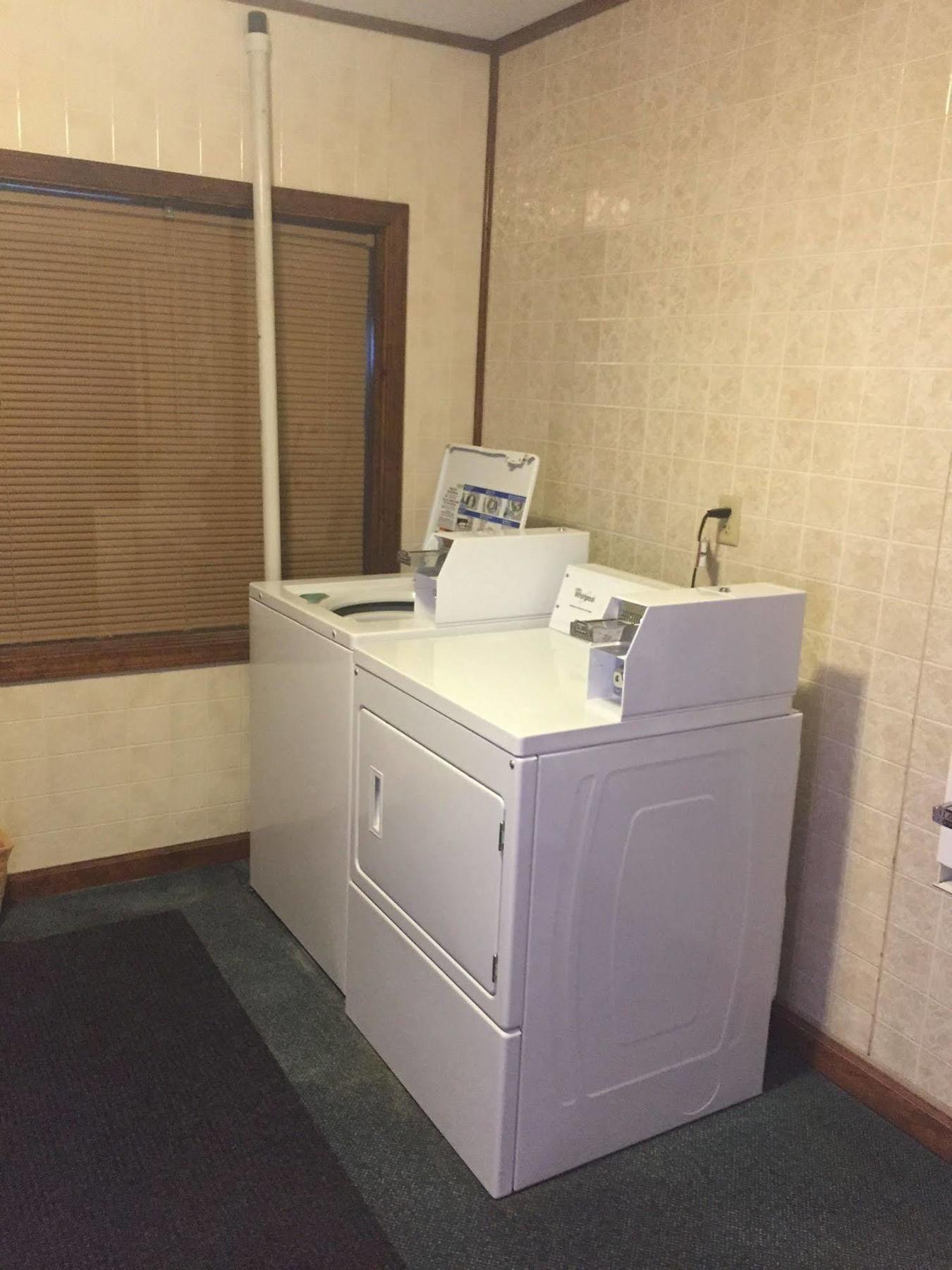 Carlin Villa Motel Carlinville Экстерьер фото