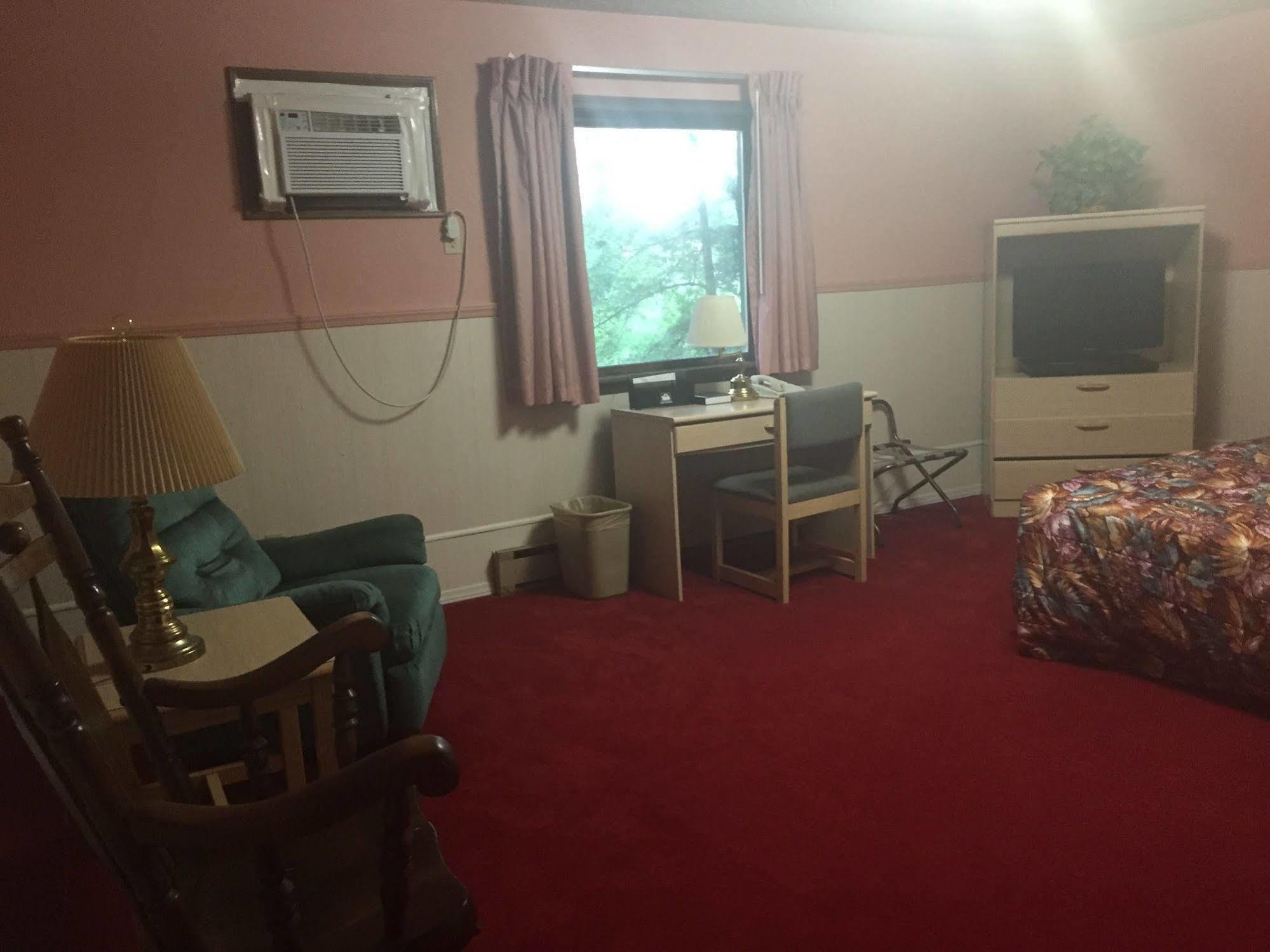 Carlin Villa Motel Carlinville Экстерьер фото